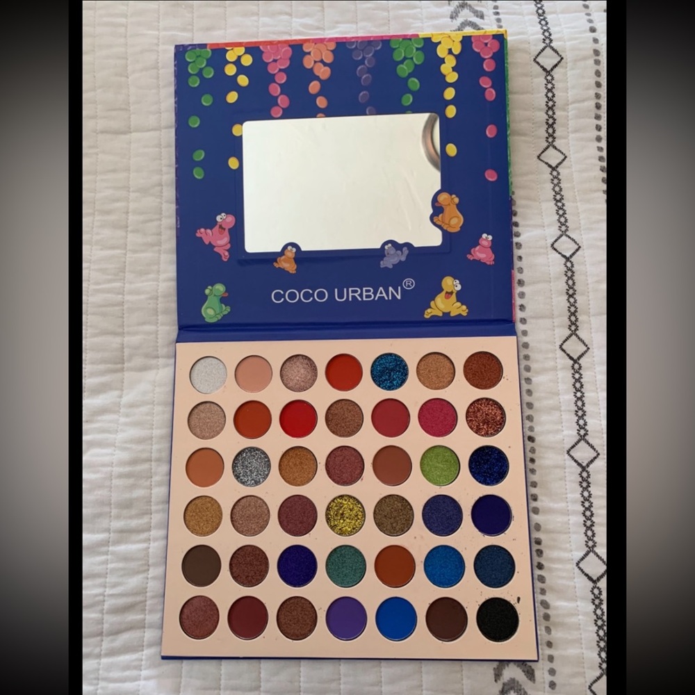 Women Makeup 35-Color Eyeshadow Palette - Multi